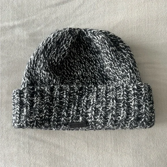 NWOT🖤SAINT LAURENT🖤Knitted Cuff Cashmere Wool Beanie Hats